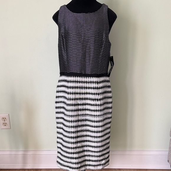 Muse Dresses & Skirts - Muse Women’s Sleeveless Dress: Textured Bodice, Geometric Pencil Skirt, Size 6